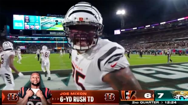 Cincinnati Bengals OL Orlando Brown Jr. celebrating a TD in Week 13 vs. the Jaguars